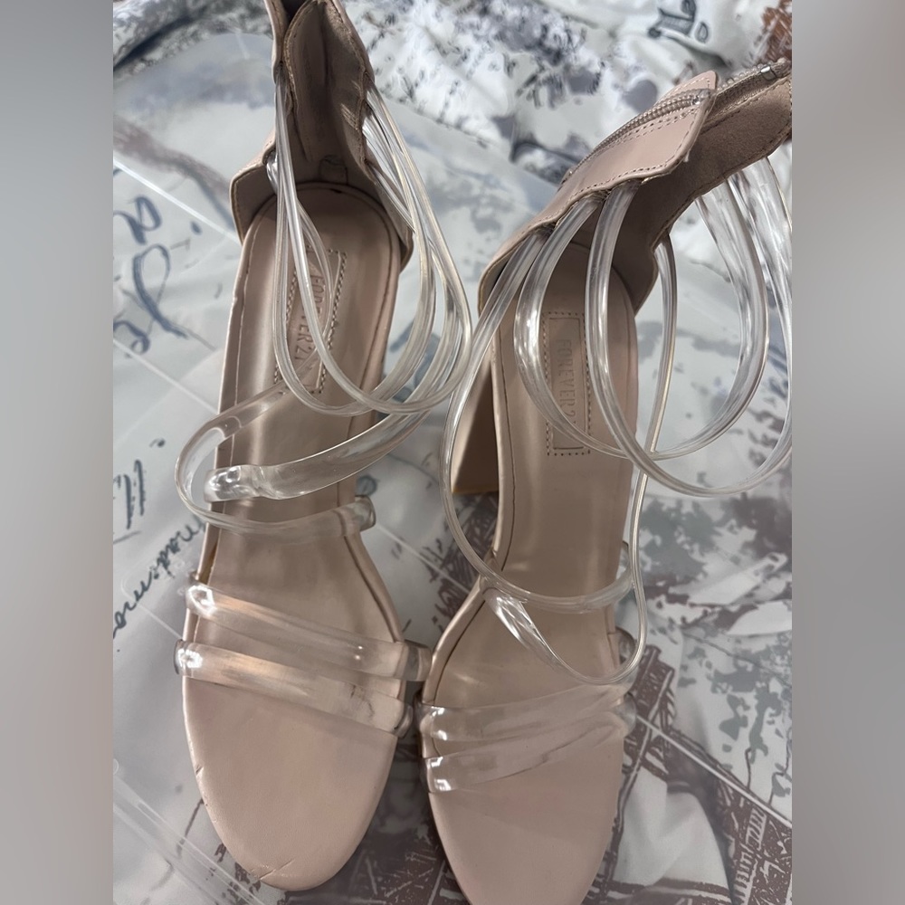 Forever21 Block Nude Heels - Picture 3 of 9
